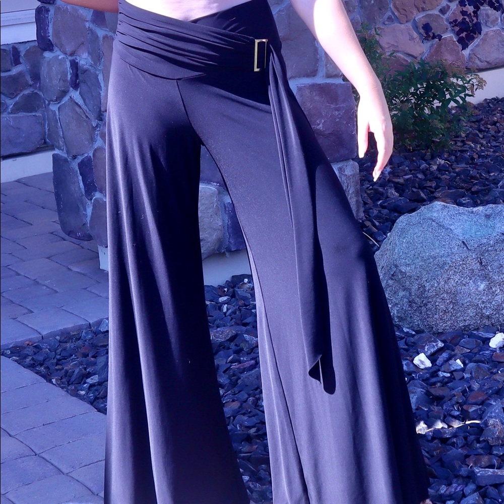 Casual black flowy pants